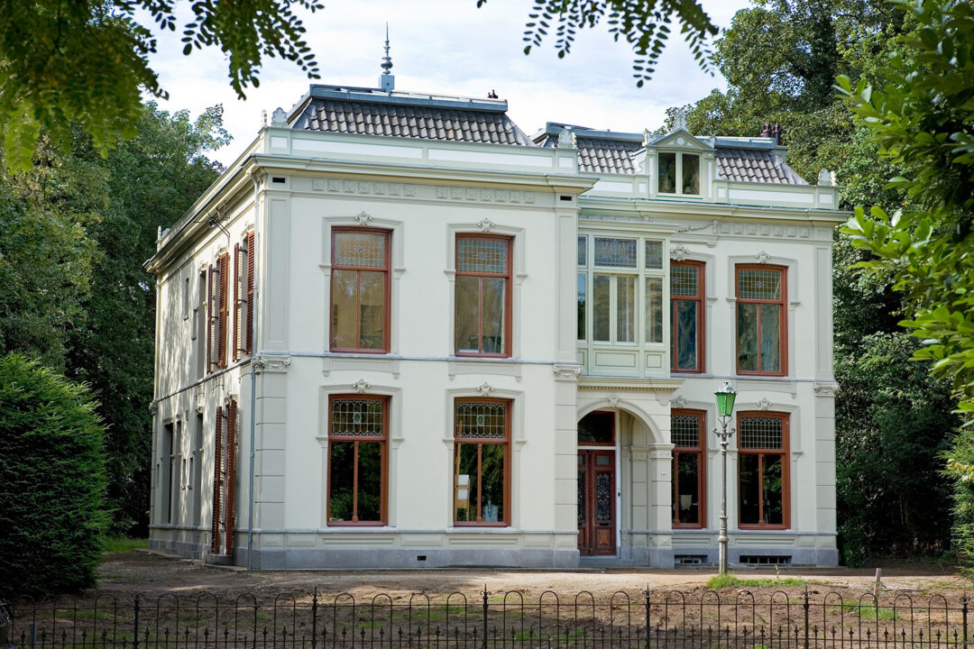 Restauratie rijksmonumentale villa te Baarn